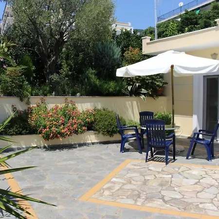 Tropical Paradise PalaiónTsiflíkion Exterior foto