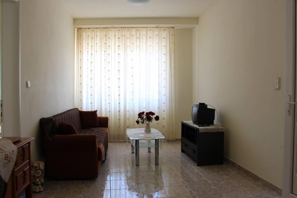 Casa vacanze Tropical Paradise PalaiónTsiflíkion